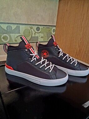 Converse Chuck Taylor All Star Ultra Mid - Black/Red - Men's Size 10.5